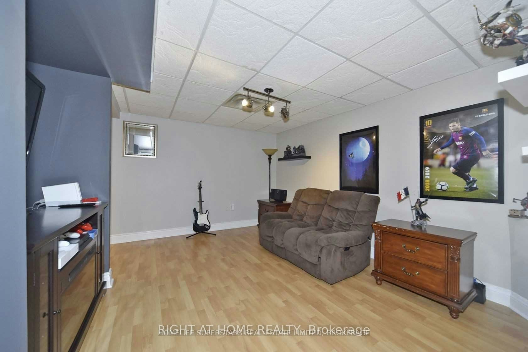 1434 Largo Crescent, Oshawa, ON, L1G 7E5 - 26