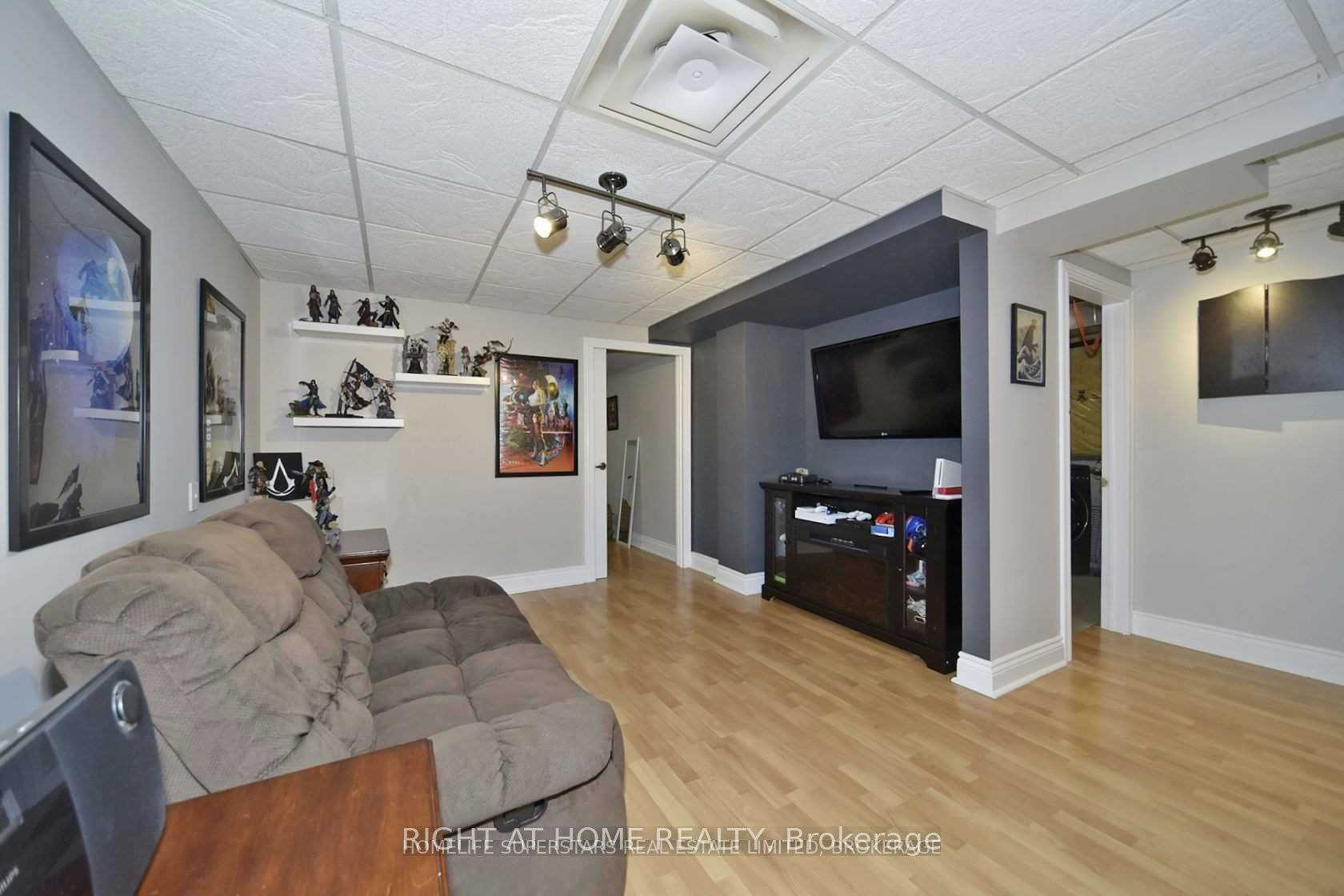 1434 Largo Crescent, Oshawa, ON, L1G 7E5 - 28