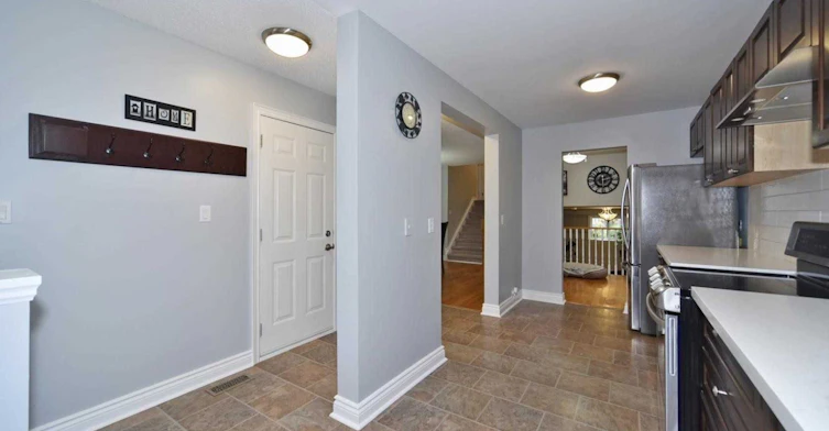 1434 Largo Crescent, Oshawa, ON, L1G 7E5 - 5