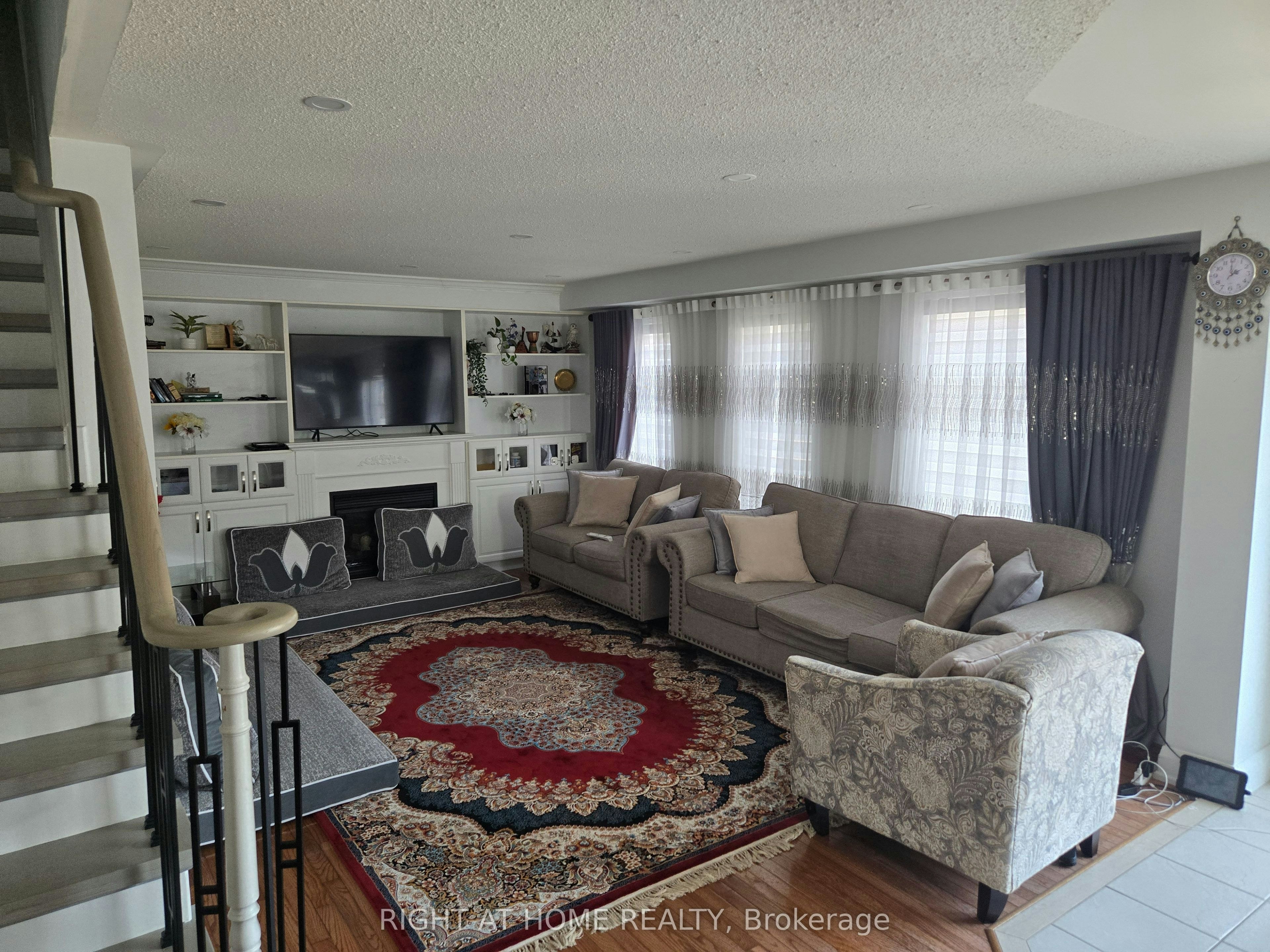 3 Wainwright Drive, Ajax, ON, L1T 4H4 - 5