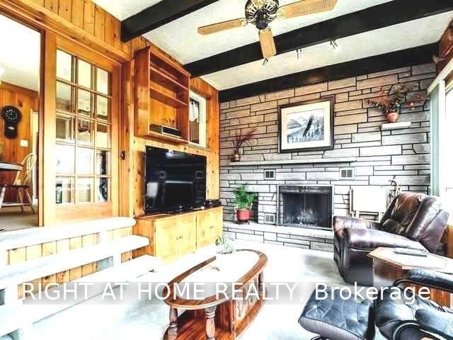 915 Athol Street, Whitby, ON, L1N 4A3 - 8