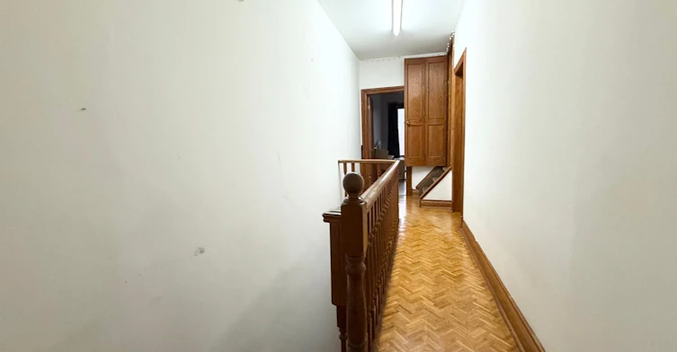 2nd FL-759 Gerrard Street E, Toronto, ON, M4M 1Y5 - 11