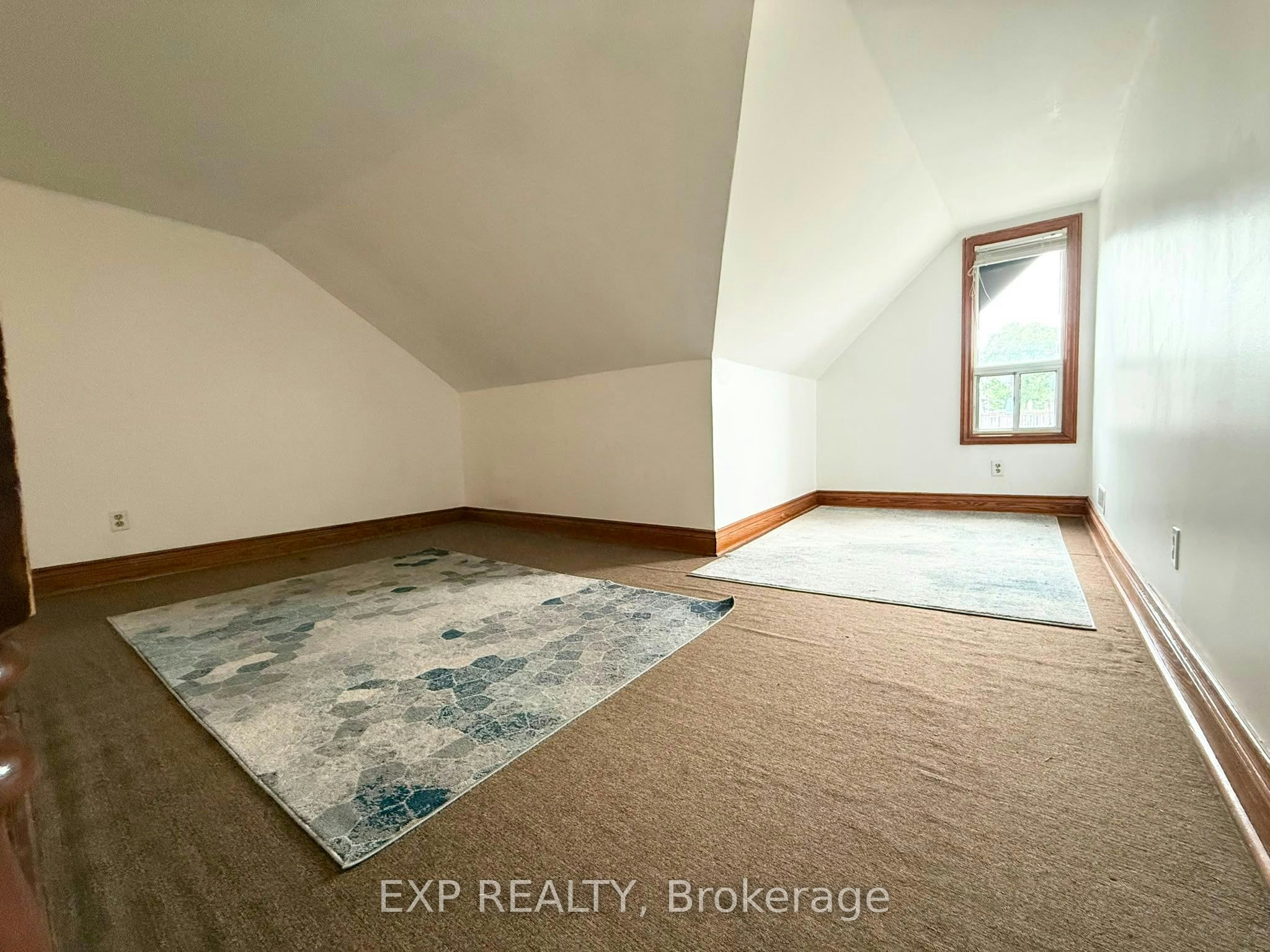 2nd FL-759 Gerrard Street E, Toronto, ON, M4M 1Y5 - 9