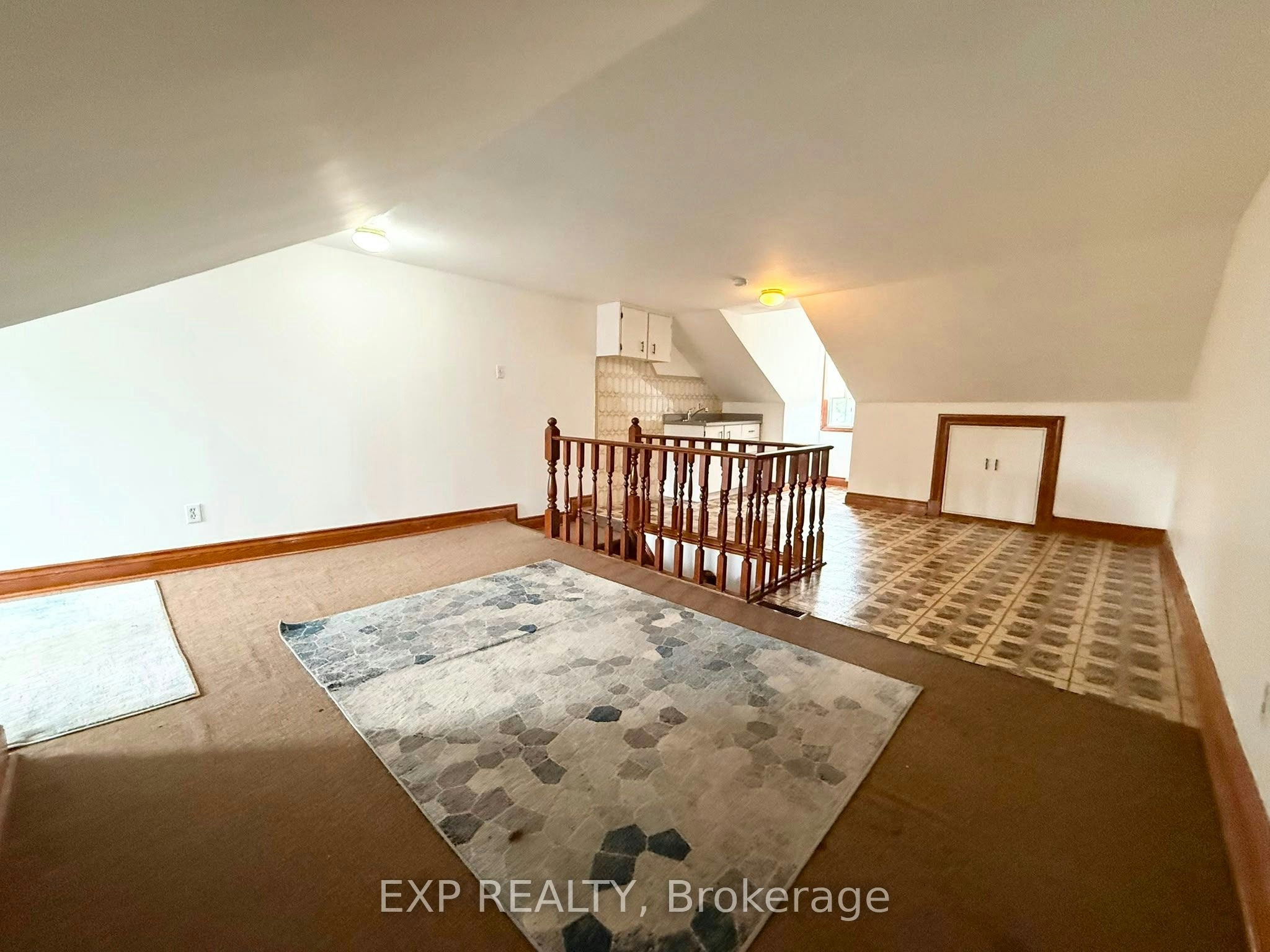 2nd FL-759 Gerrard Street E, Toronto, ON, M4M 1Y5 - 13