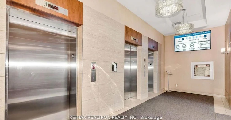 2206-50 Town Centre Court, Toronto, ON, M1P 4Y7 - 4