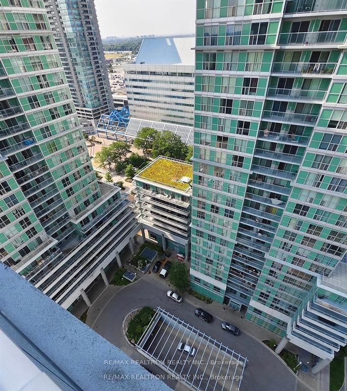 2206-50 Town Centre Court, Toronto, ON, M1P 4Y7 - 14