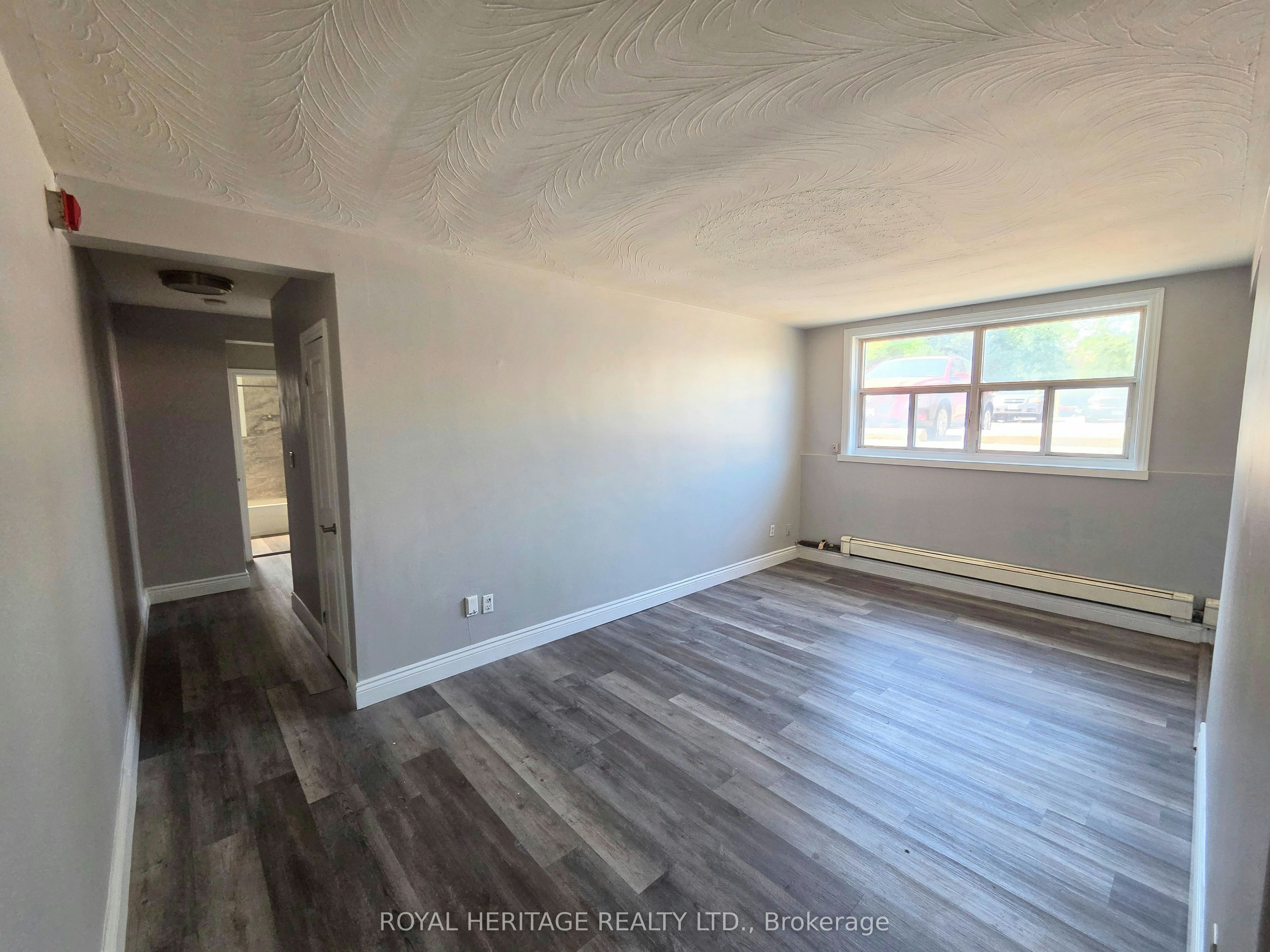 4-300 Montrave Avenue, Oshawa, ON, L1J 4S2 - 5