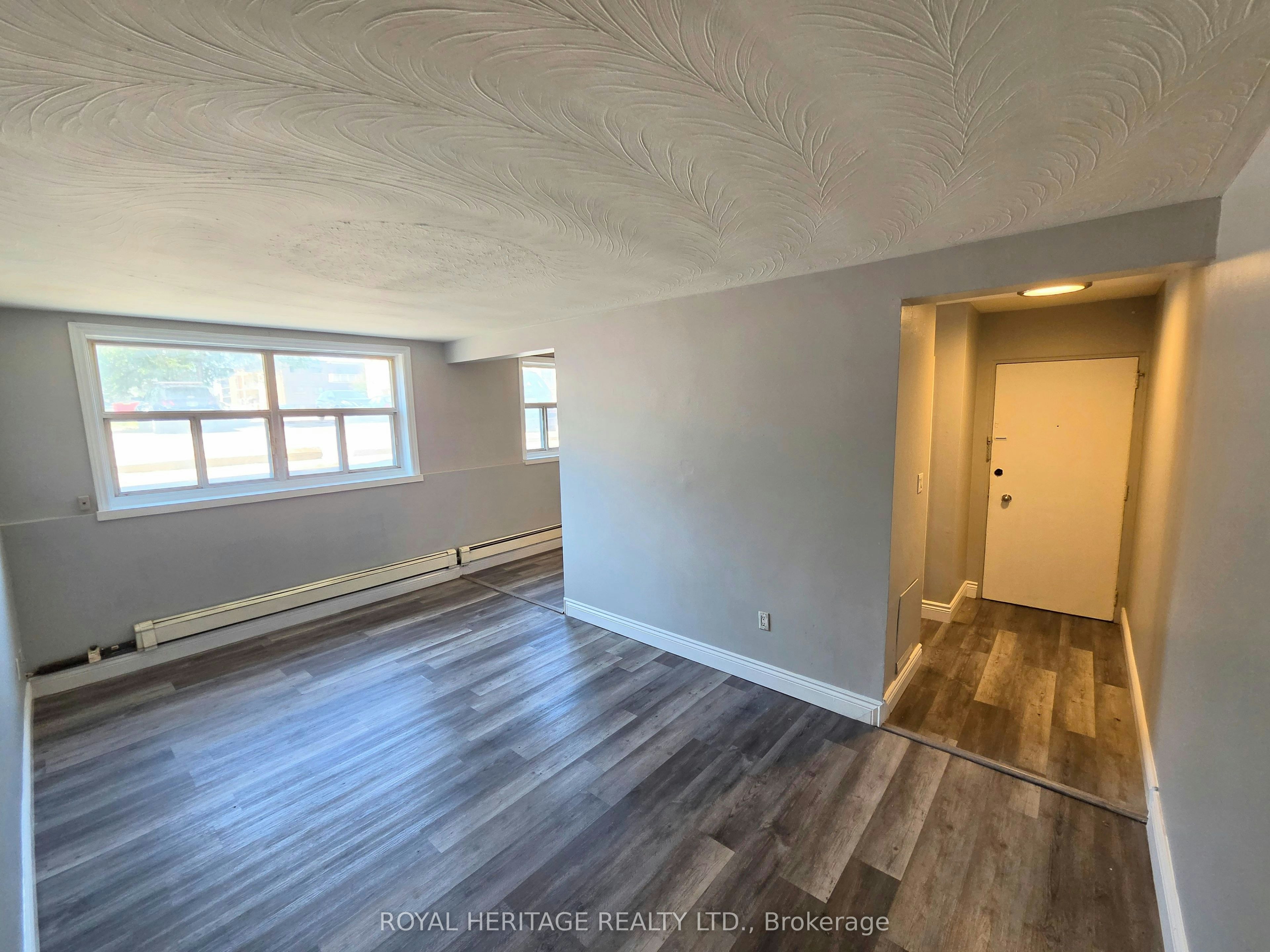 4-300 Montrave Avenue, Oshawa, ON, L1J 4S2 - 6