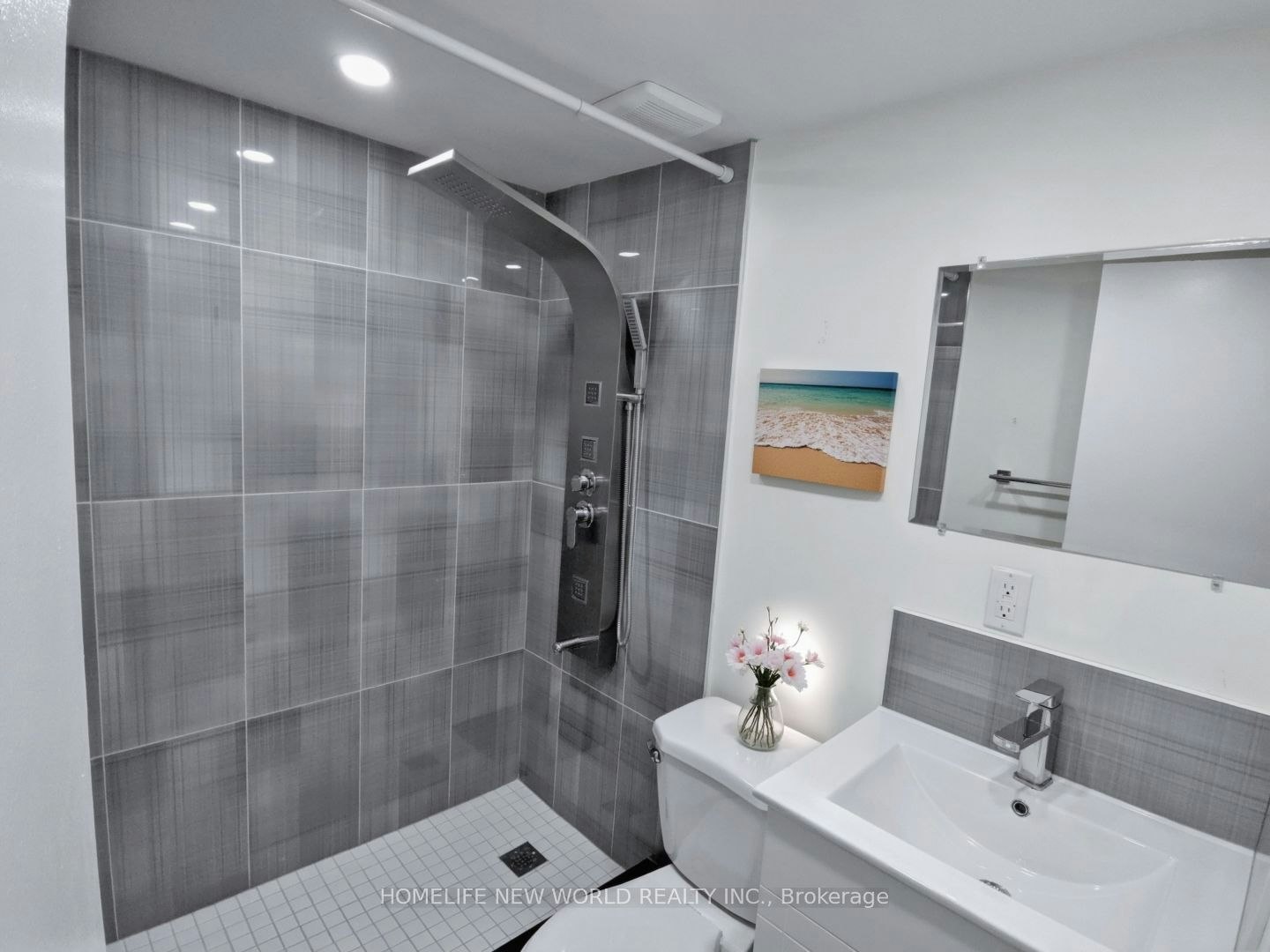 Bsmt-158 Coxwell Avenue, Toronto, ON, M4L 3B2 - 9