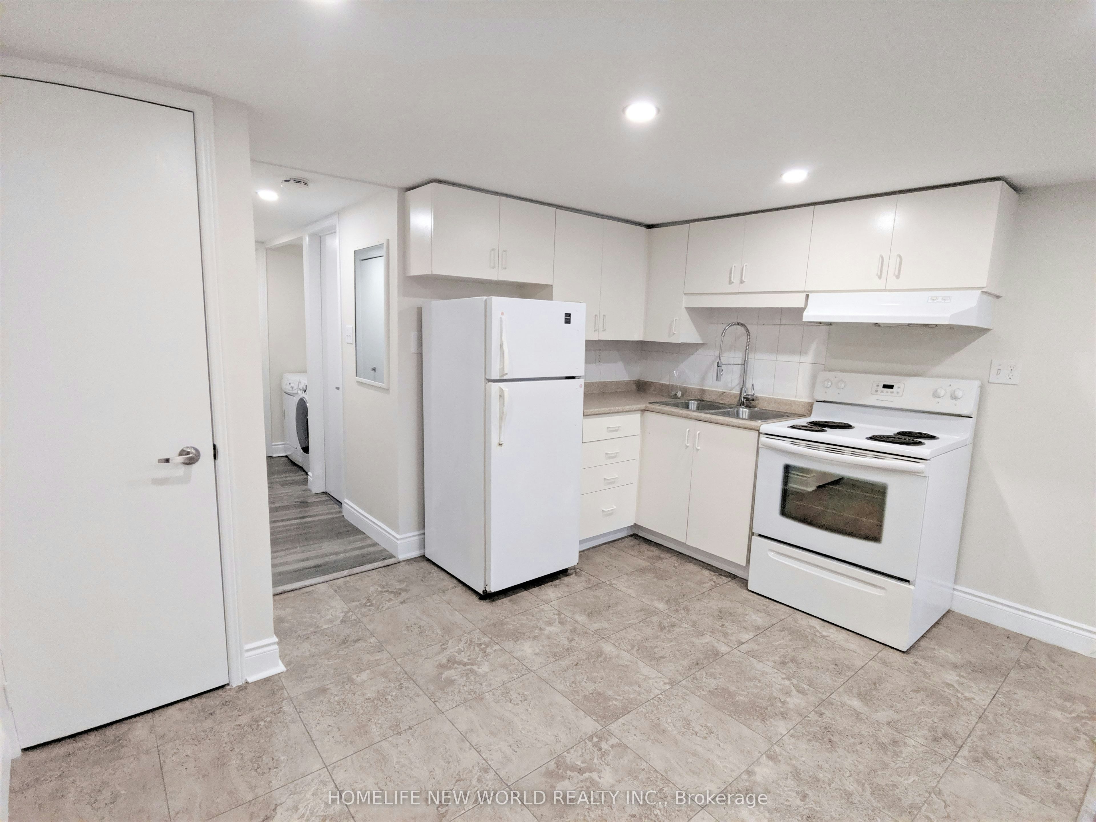 Bsmt-158 Coxwell Avenue, Toronto, ON, M4L 3B2