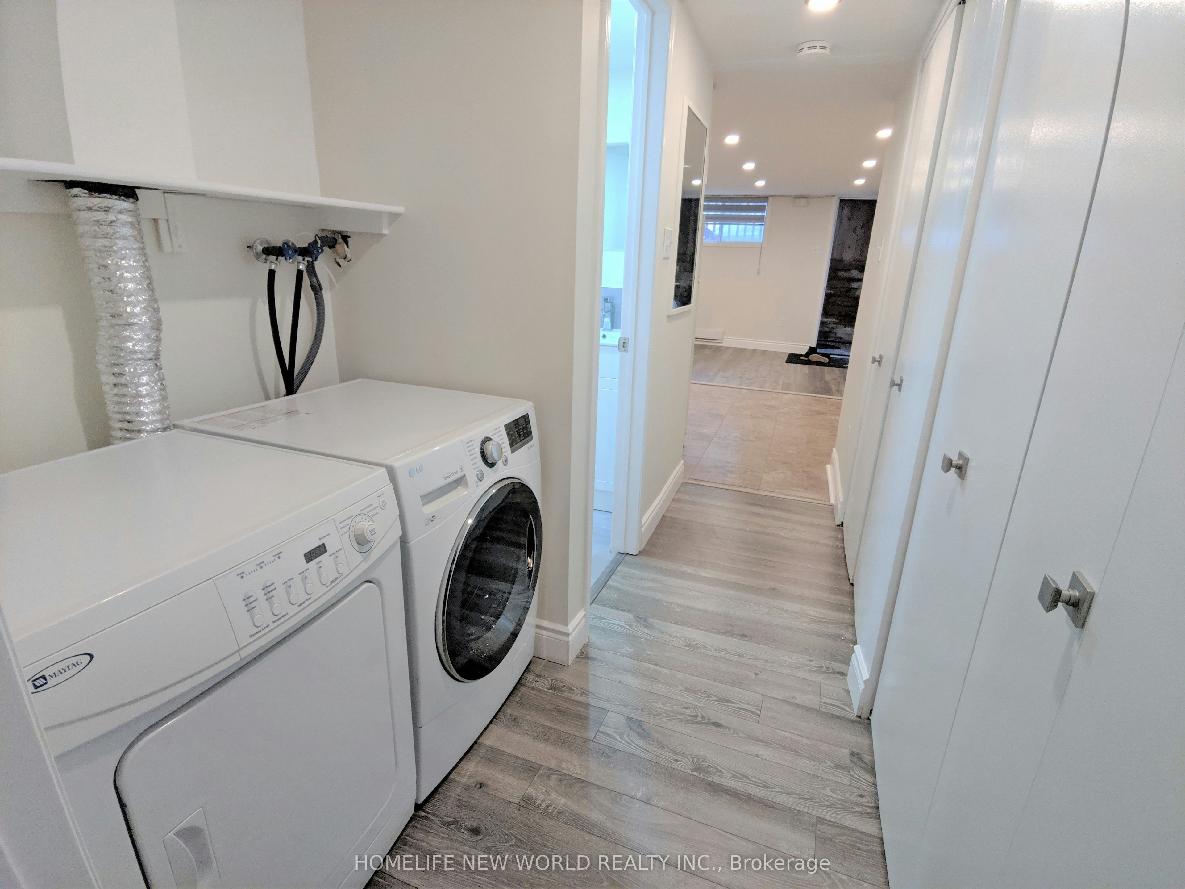 Bsmt-158 Coxwell Avenue, Toronto, ON, M4L 3B2 - 7