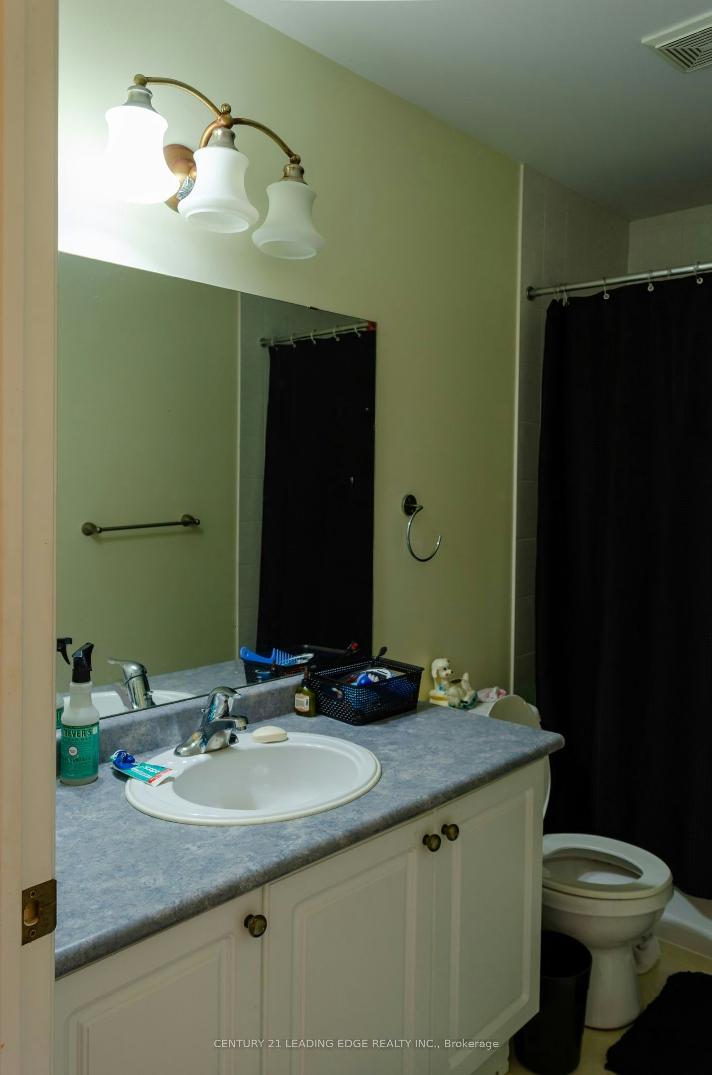 Room-1218 Macinally Court, Oshawa, ON, L1K 0B8 - 4