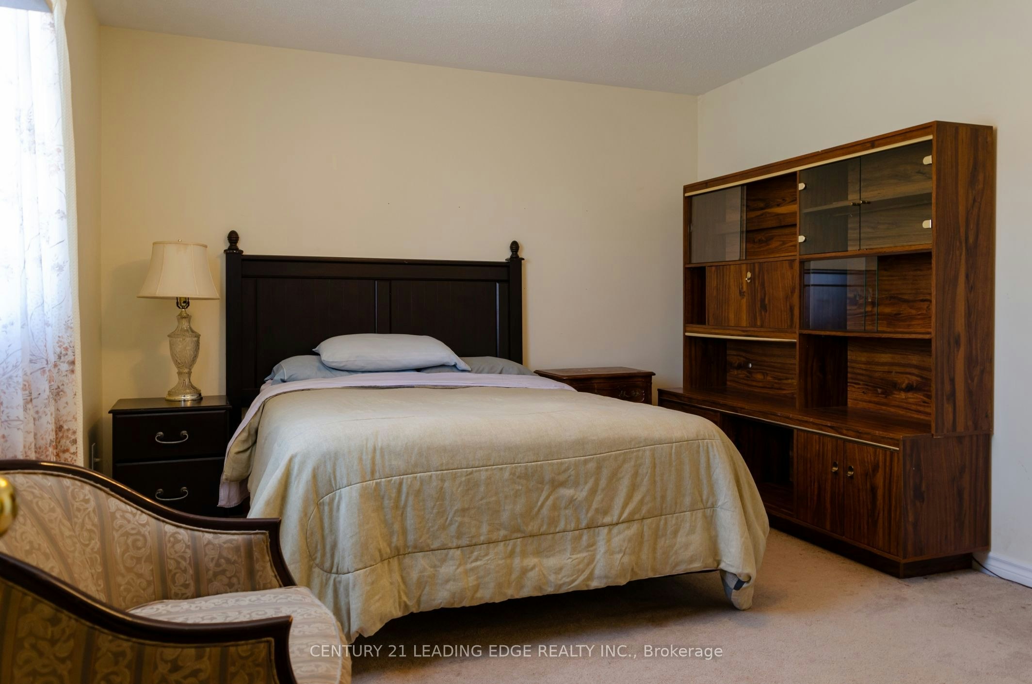 Room-1218 Macinally Court, Oshawa, ON, L1K 0B8 - 8