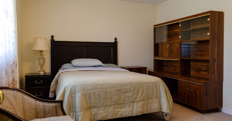 Room-1218 Macinally Court, Oshawa, ON, L1K 0B8 - 8