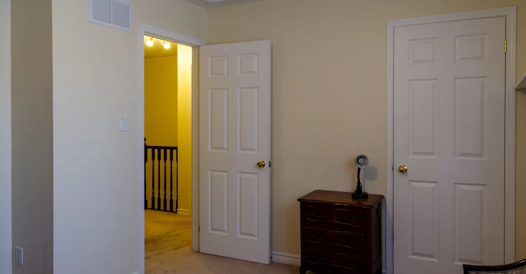 Room-1218 Macinally Court, Oshawa, ON, L1K 0B8 - 6