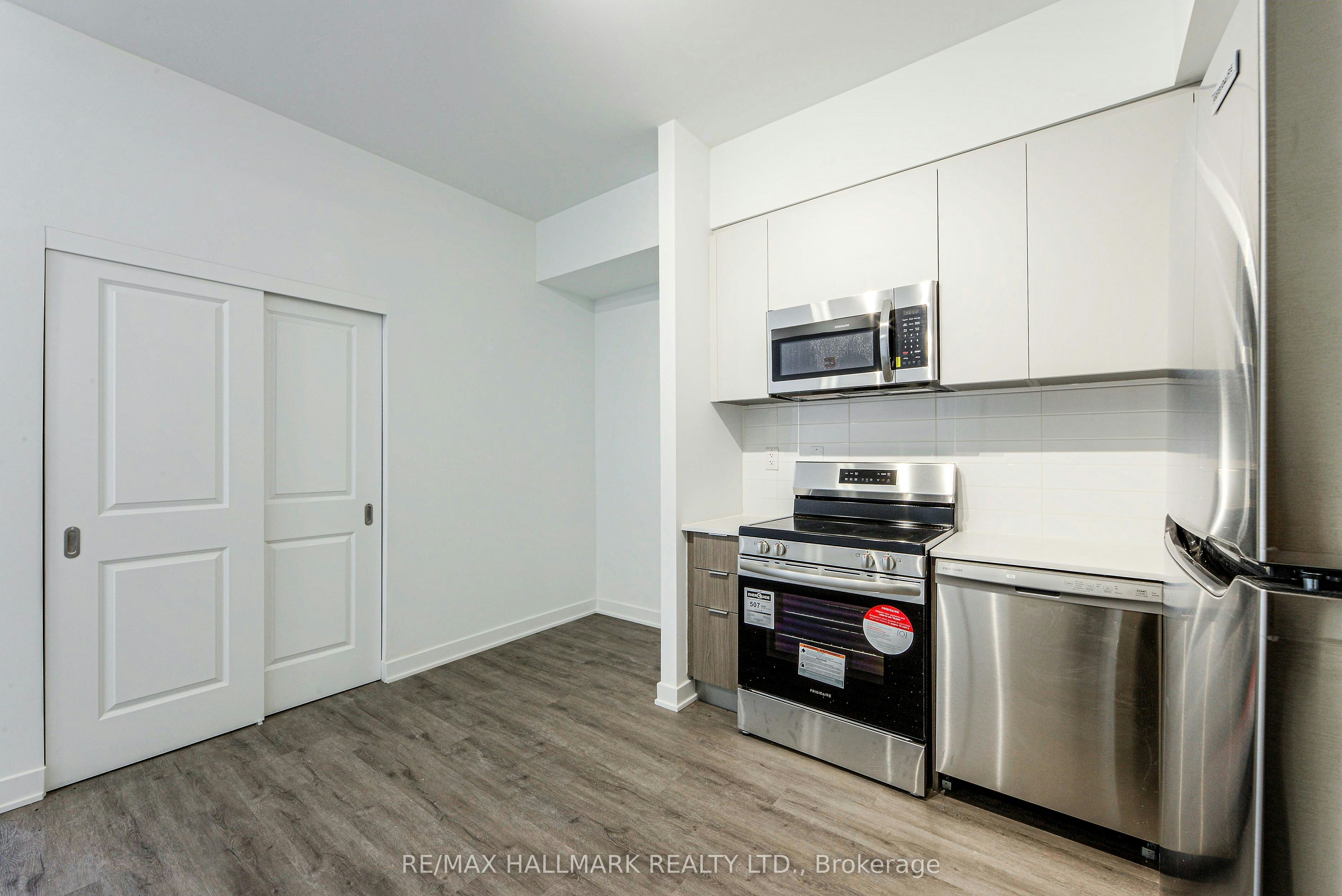 107-41 Danforth Road, Toronto, ON, M1L 0J6 - 17