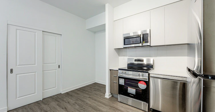 107-41 Danforth Road, Toronto, ON, M1L 0J6 - 17