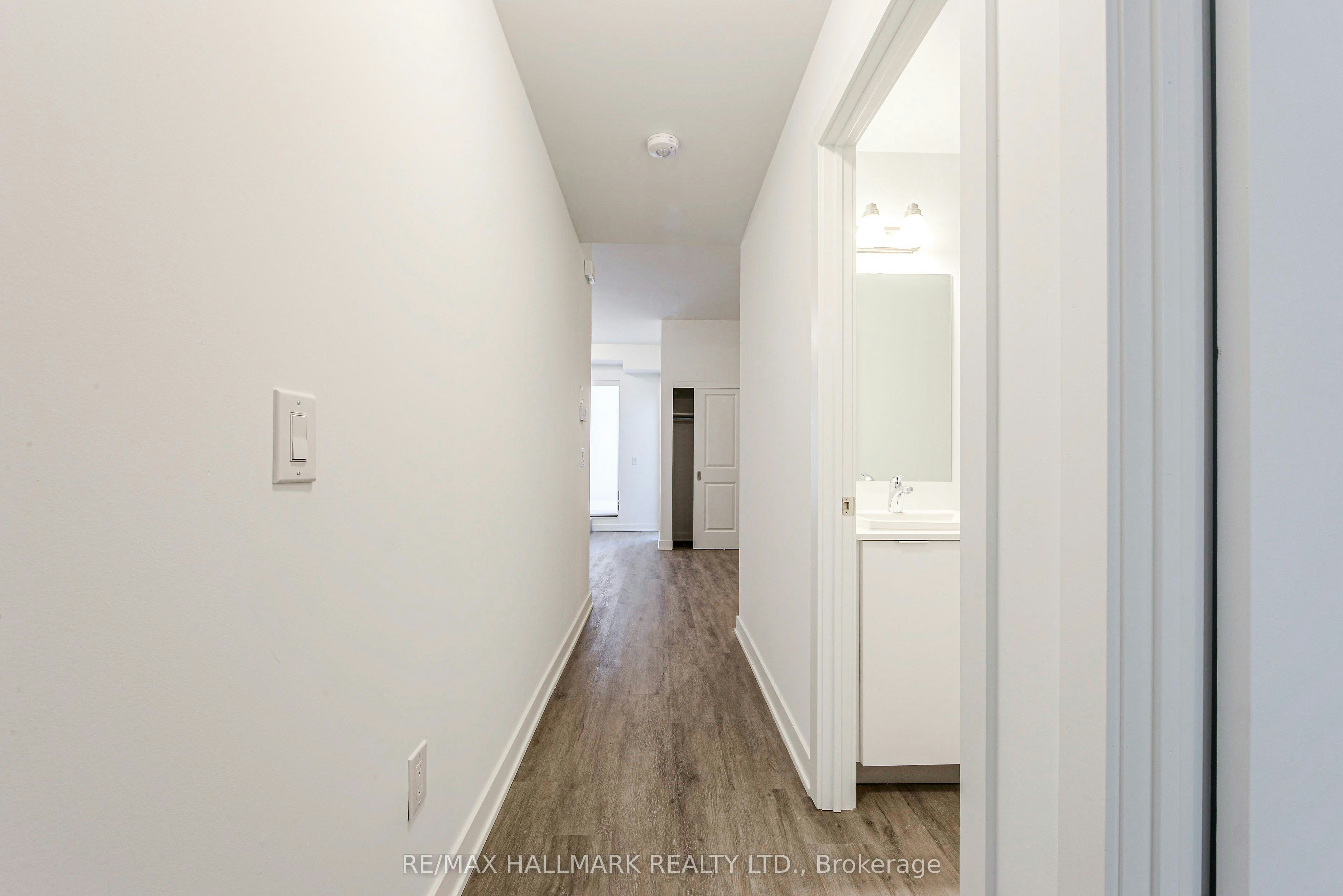 107-41 Danforth Road, Toronto, ON, M1L 0J6 - 11