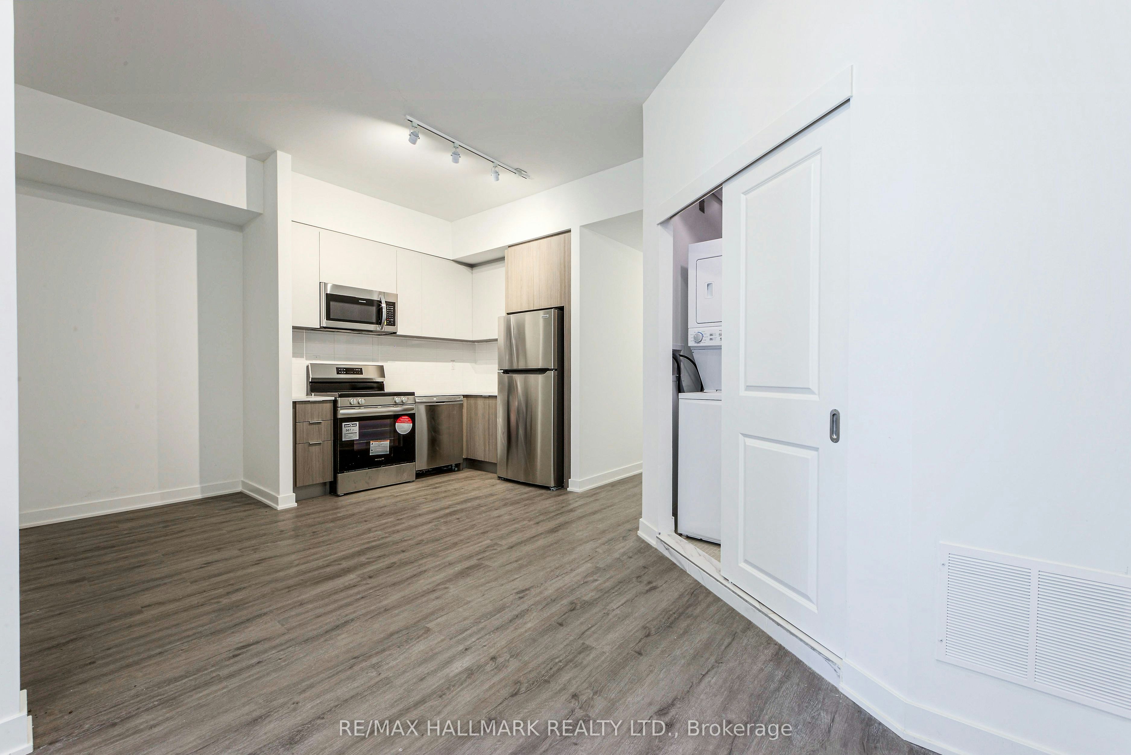 107-41 Danforth Road, Toronto, ON, M1L 0J6 - 2