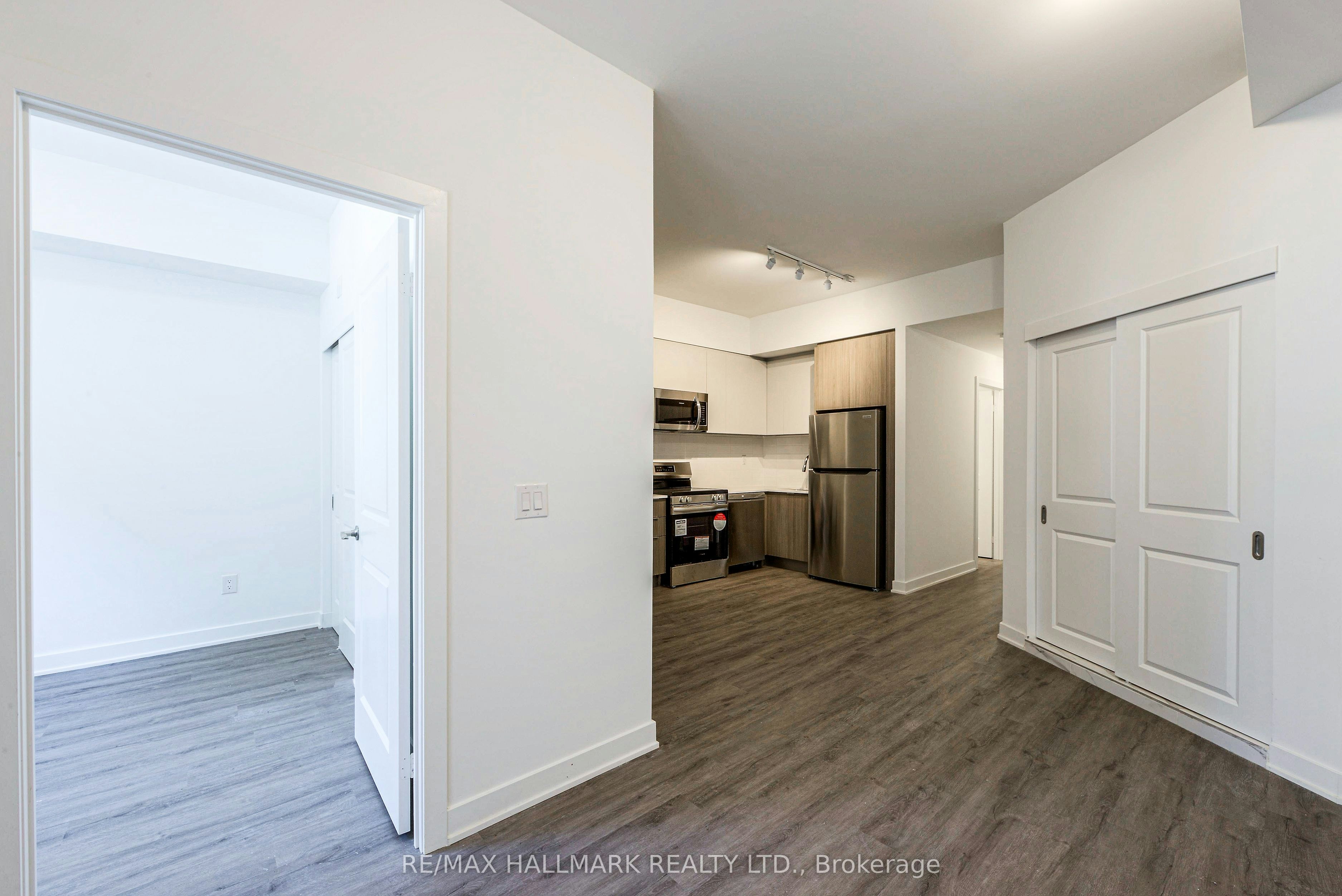 107-41 Danforth Road, Toronto, ON, M1L 0J6 - 21
