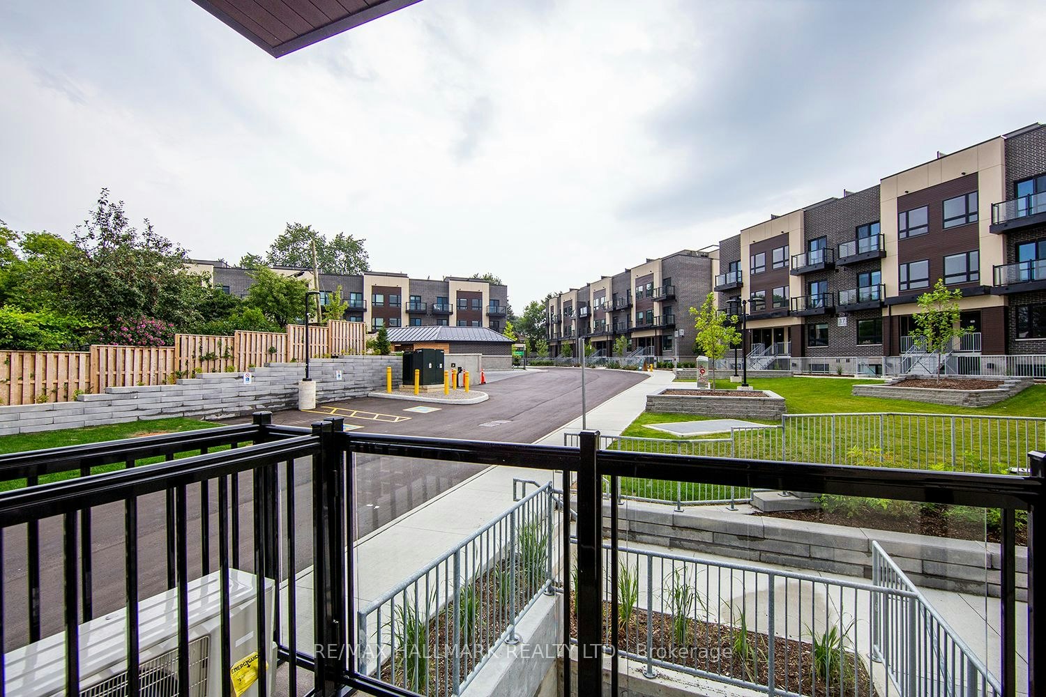 211-41 Danforth Road, Toronto, ON, M1L 0J6 - 2