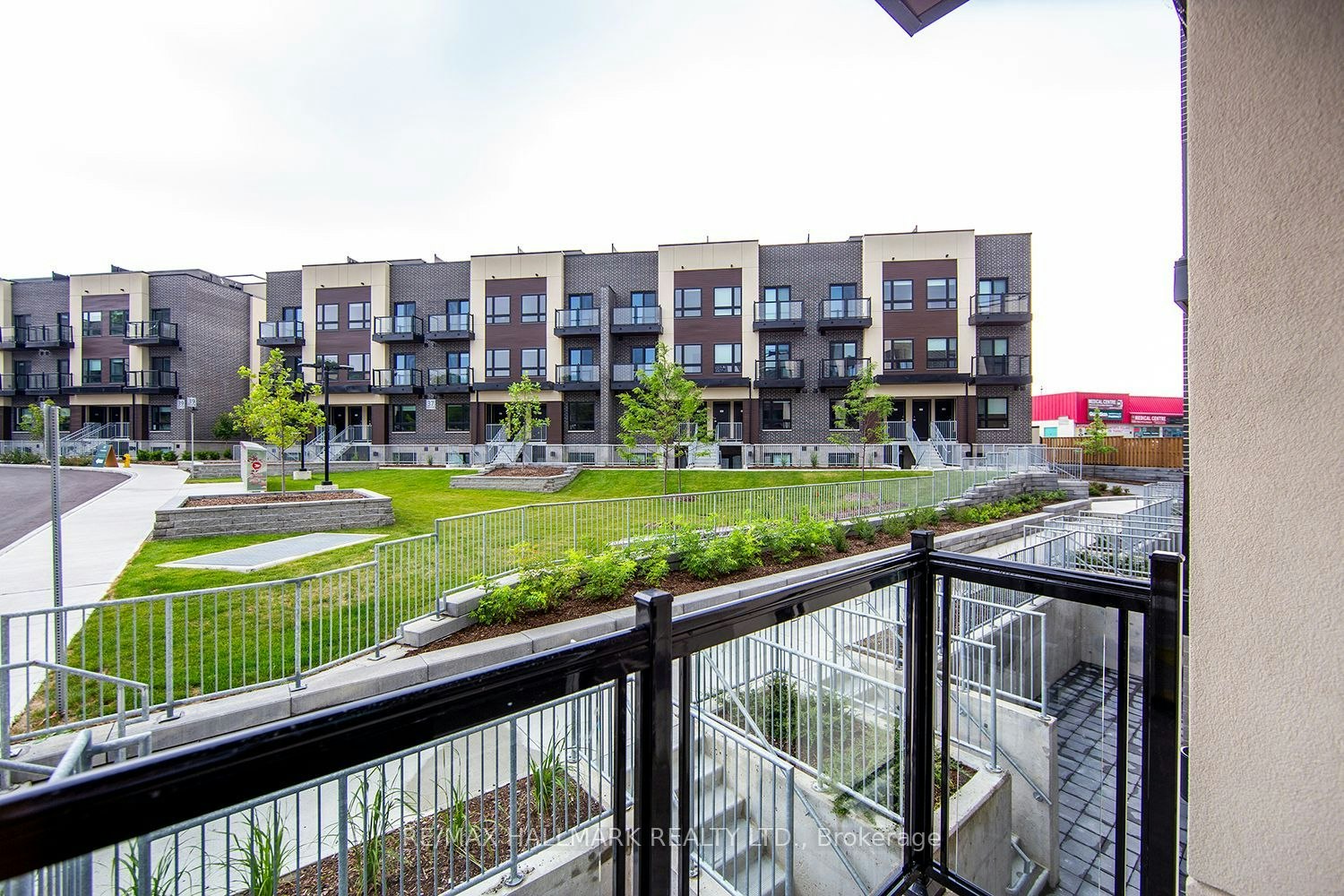 211-41 Danforth Road, Toronto, ON, M1L 0J6