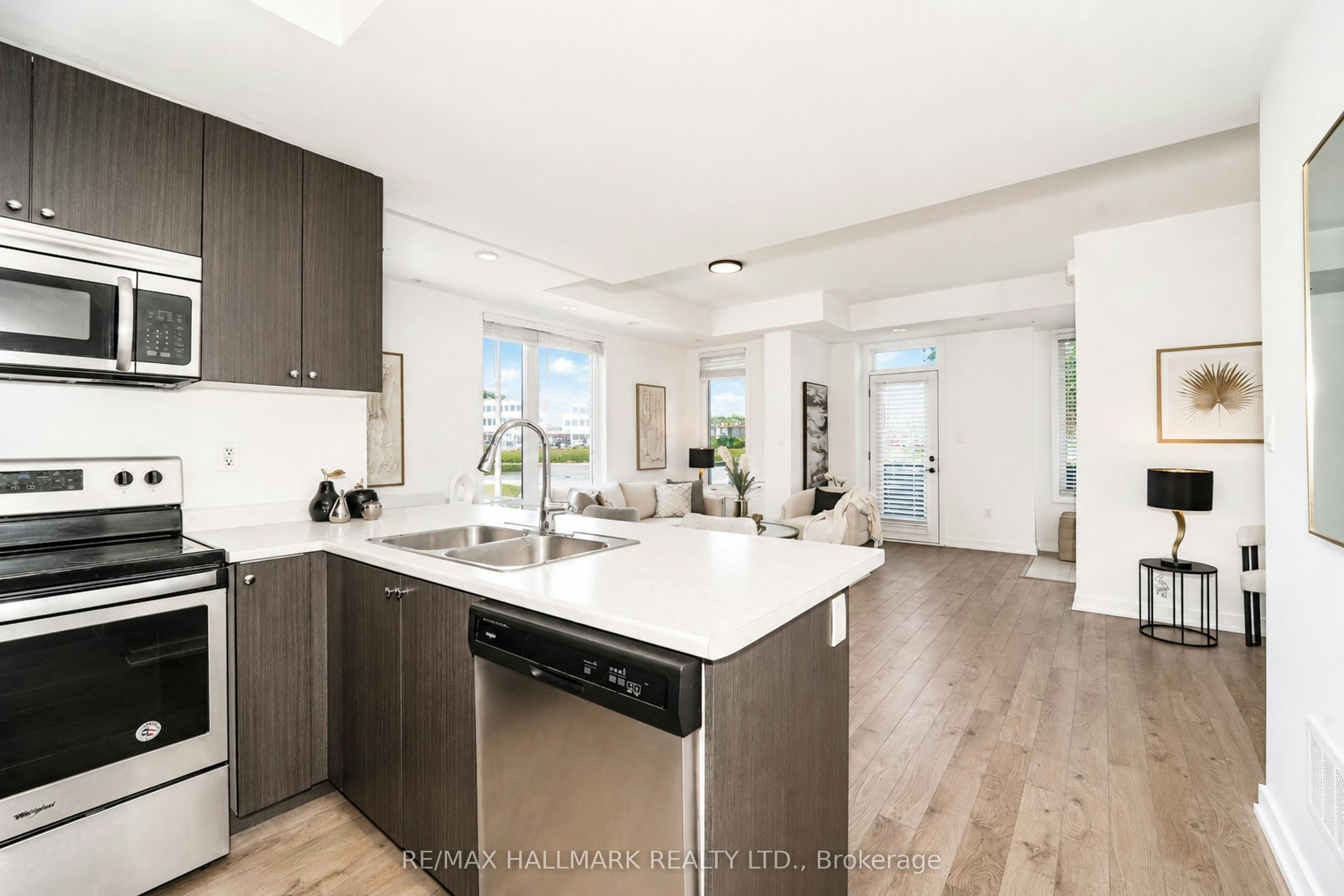 212-1555 Kingston Road, Pickering, ON, L1V 0E9 - 11