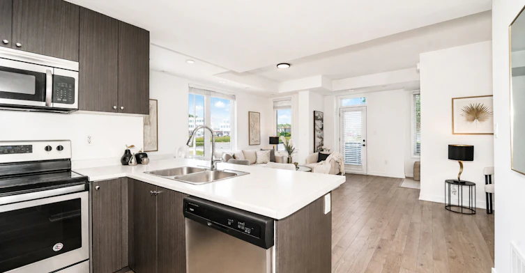 212-1555 Kingston Road, Pickering, ON, L1V 0E9 - 11