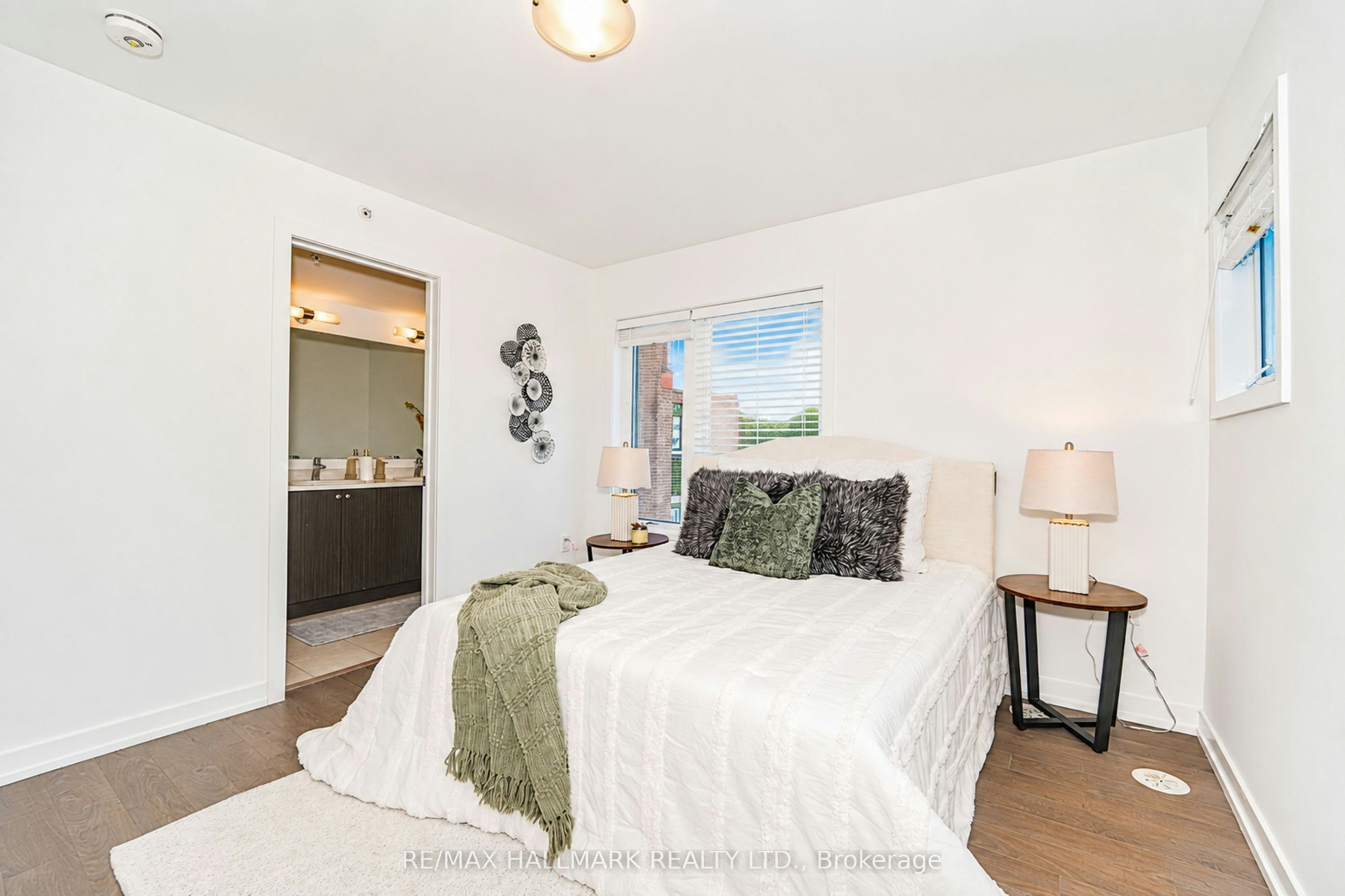 212-1555 Kingston Road, Pickering, ON, L1V 0E9 - 21