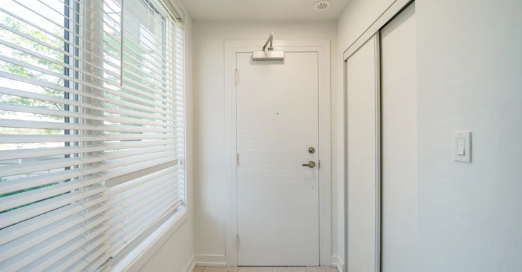 212-1555 Kingston Road, Pickering, ON, L1V 0E9 - 4
