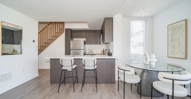 212-1555 Kingston Road, Pickering, ON, L1V 0E9 - 13