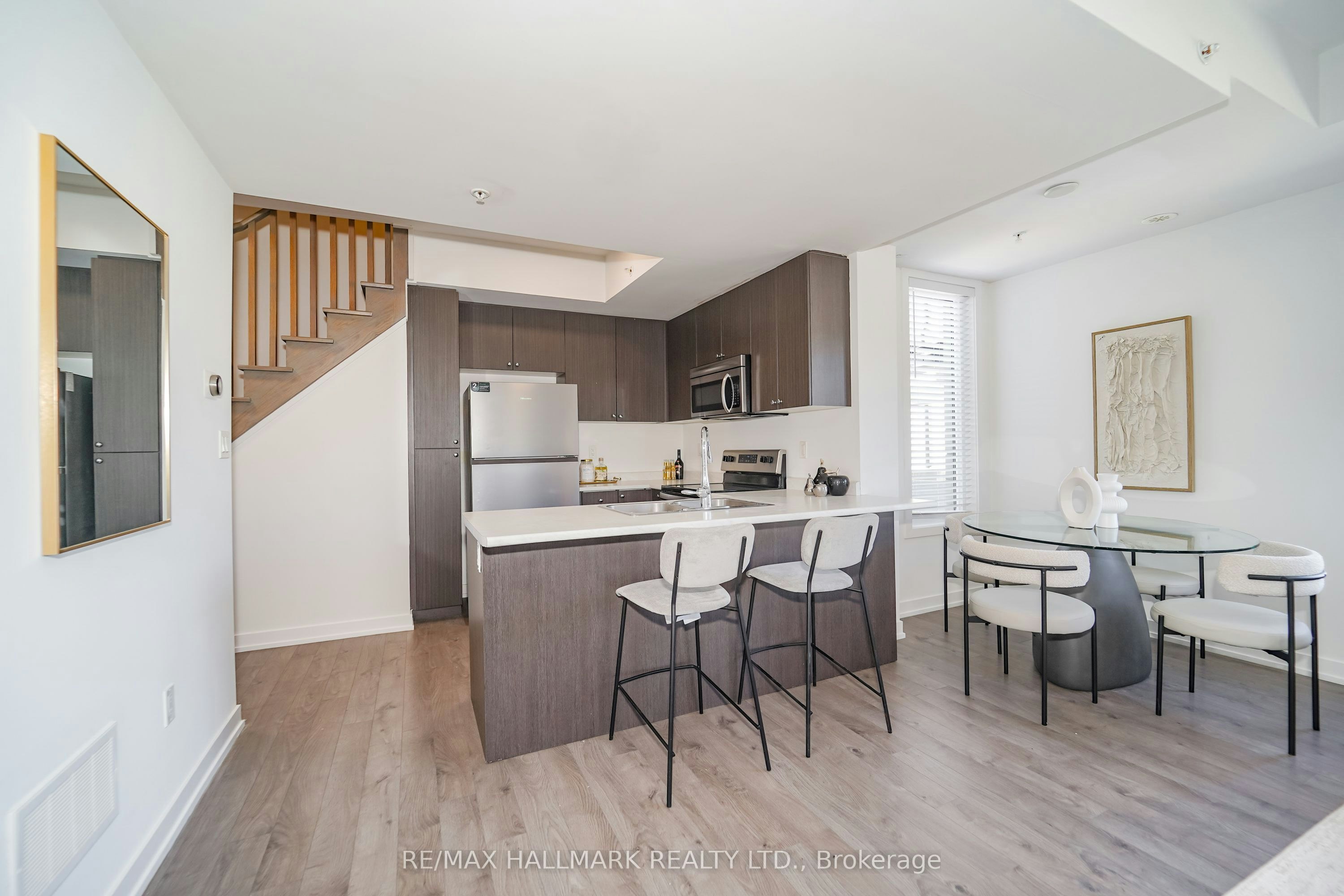 212-1555 Kingston Road, Pickering, ON, L1V 0E9 - 12