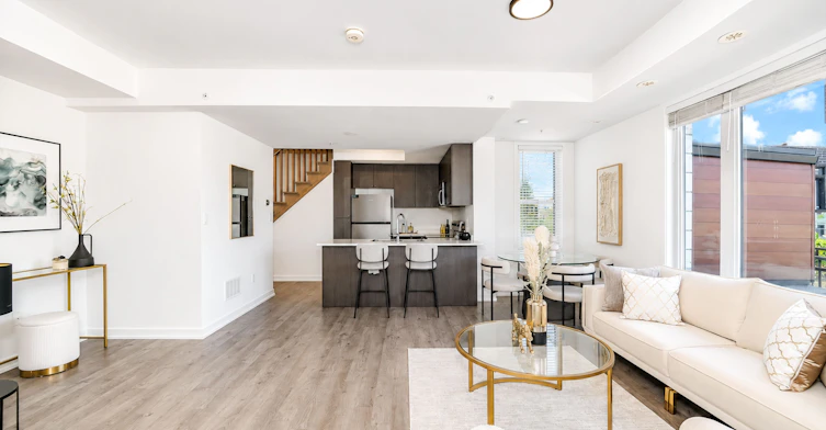 212-1555 Kingston Road, Pickering, ON, L1V 0E9 - 6