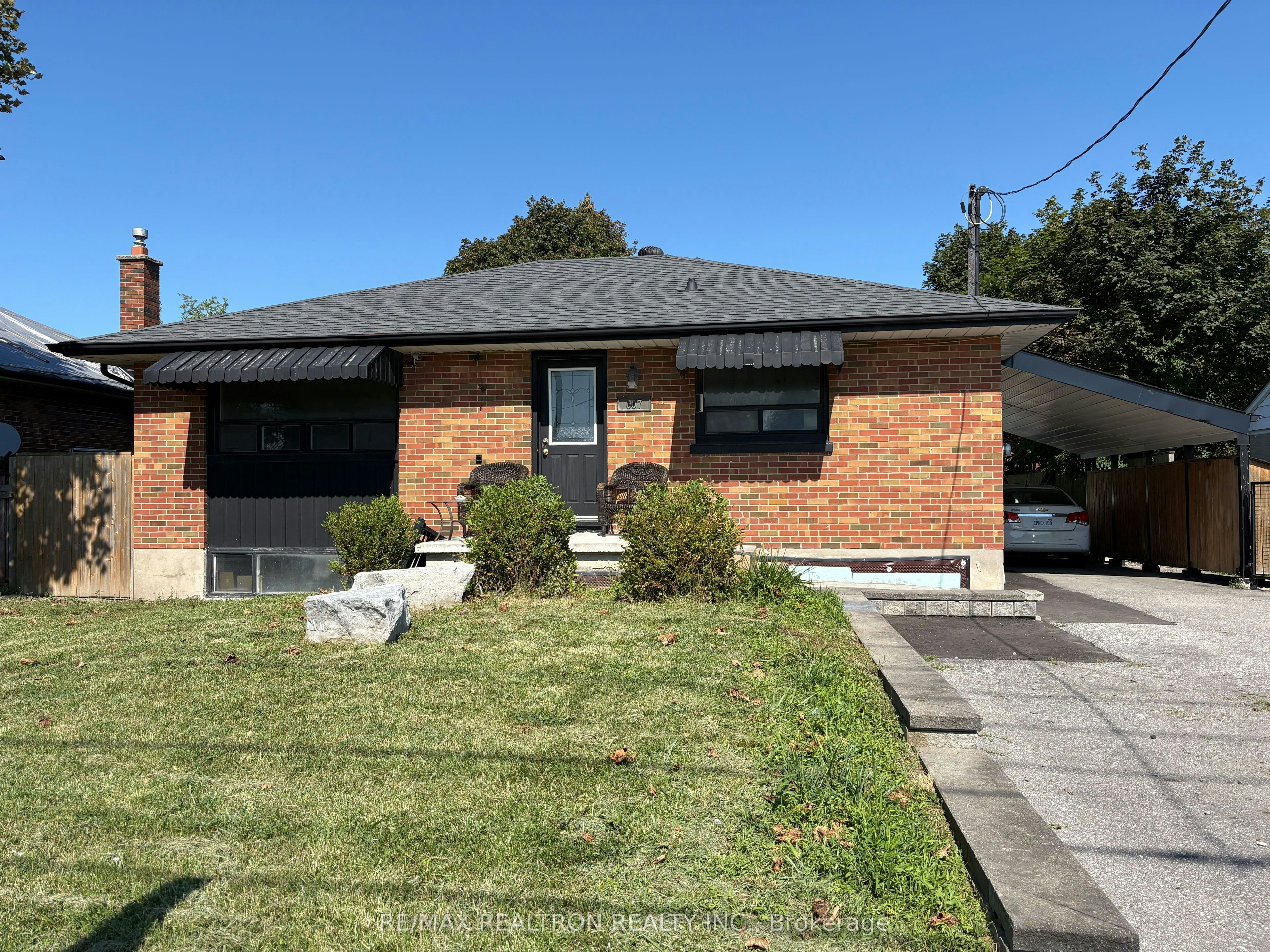 607 Stevenson Road N, Oshawa, ON, L1J 5P2