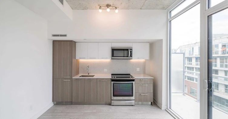 920-15 Baseball Place, Toronto, ON, M4M 0E6 - 2