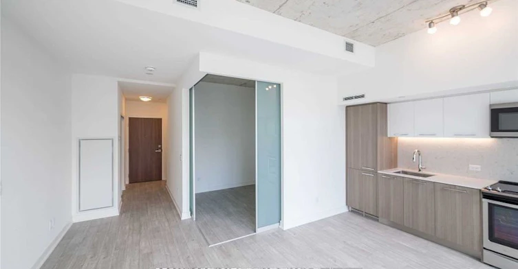 920-15 Baseball Place, Toronto, ON, M4M 0E6 - 5
