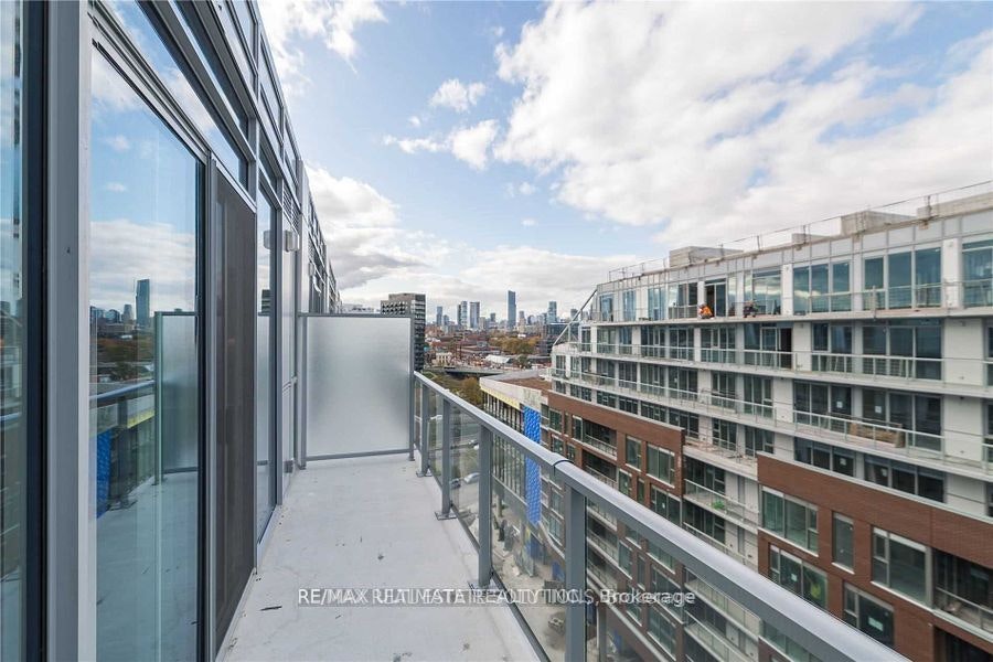 920-15 Baseball Place, Toronto, ON, M4M 0E6 - 8