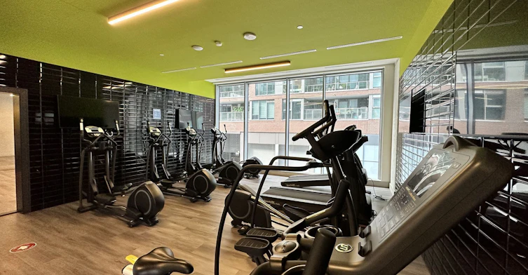 920-15 Baseball Place, Toronto, ON, M4M 0E6 - 12