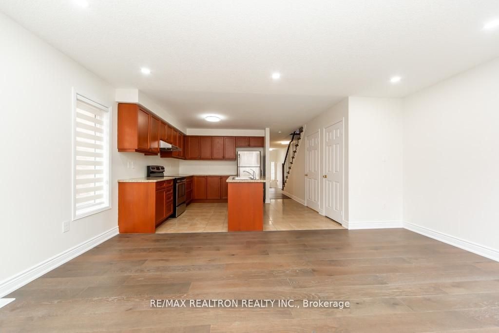 24 Skelton Crescent, Ajax, ON, L1Z 0S2 - 7