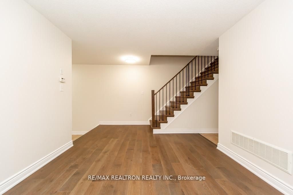 24 Skelton Crescent, Ajax, ON, L1Z 0S2 - 24