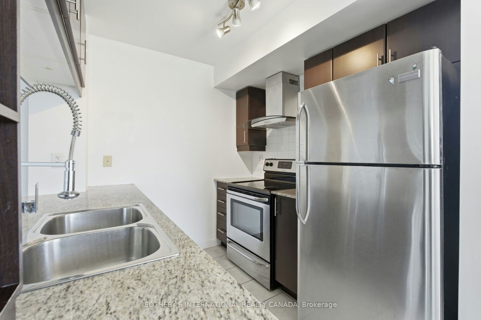 3208-25 Town Centre Court, Toronto, ON, M1P 0B4 - 10