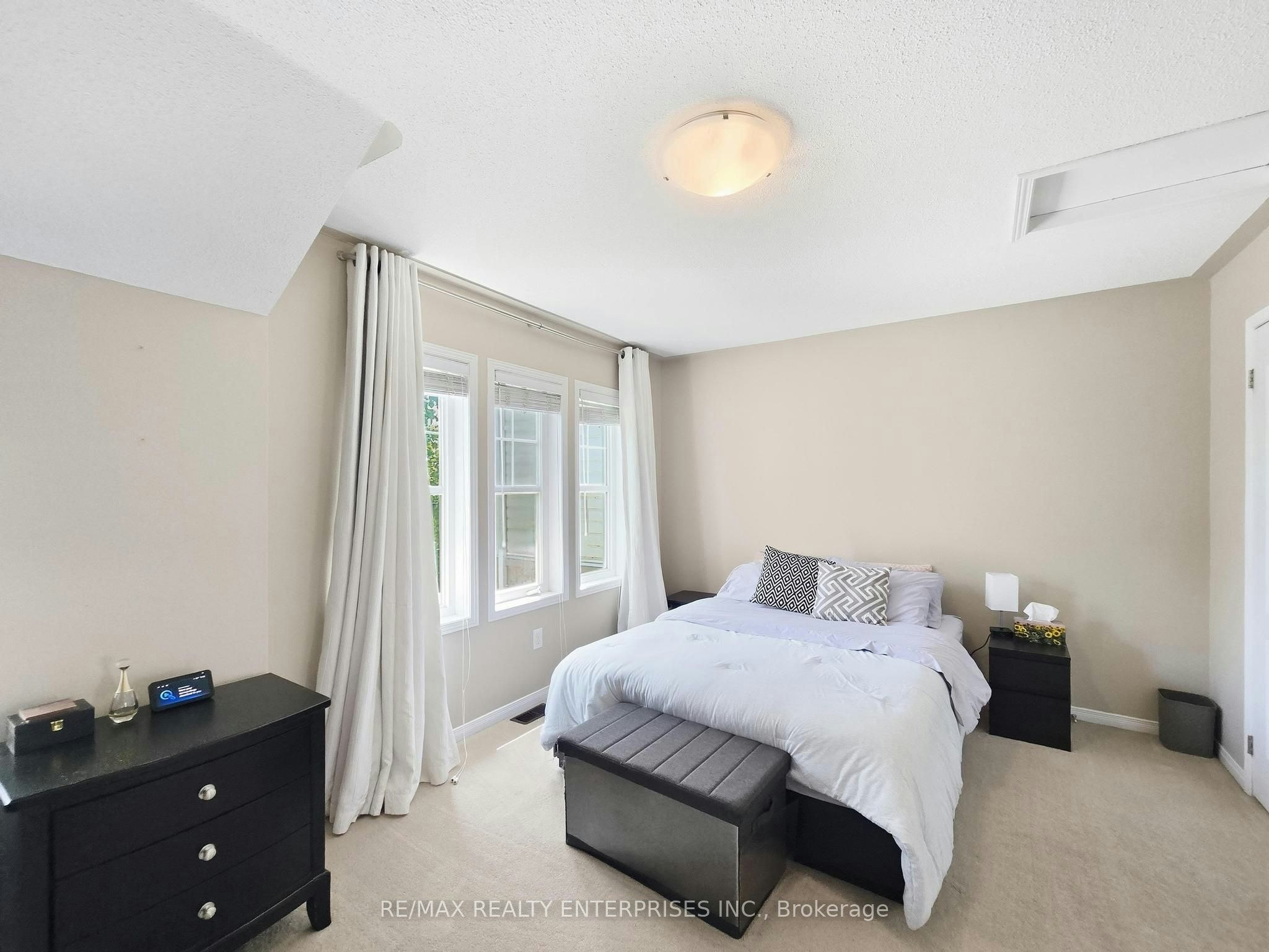 112 Harbourside Drive, Whitby, ON, L1N 0H7 - 25