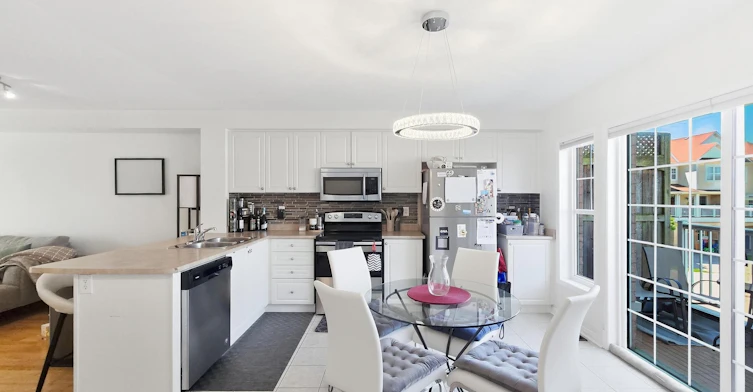 112 Harbourside Drive, Whitby, ON, L1N 0H7 - 10