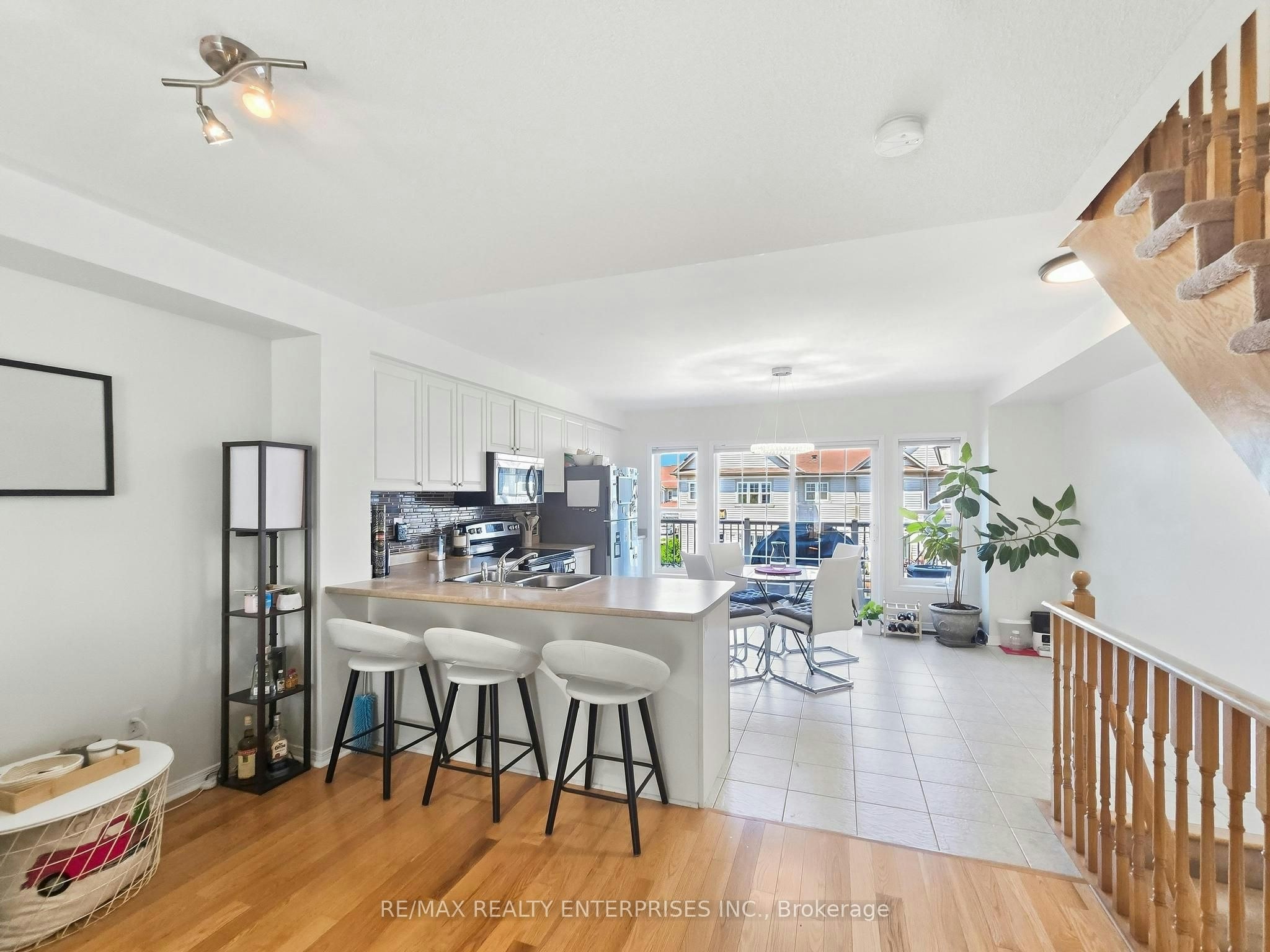 112 Harbourside Drive, Whitby, ON, L1N 0H7 - 12