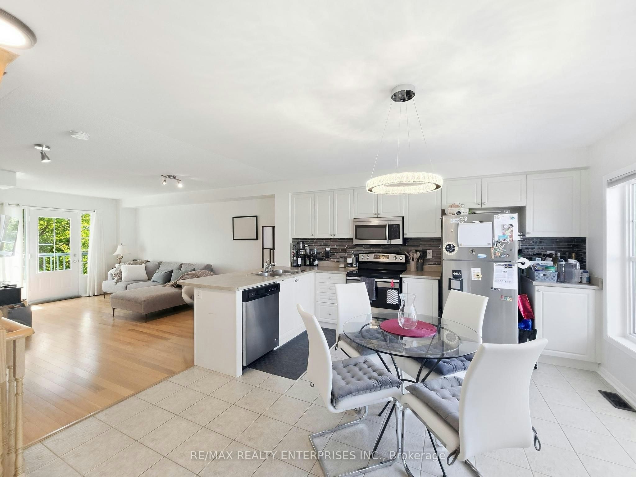 112 Harbourside Drive, Whitby, ON, L1N 0H7 - 8
