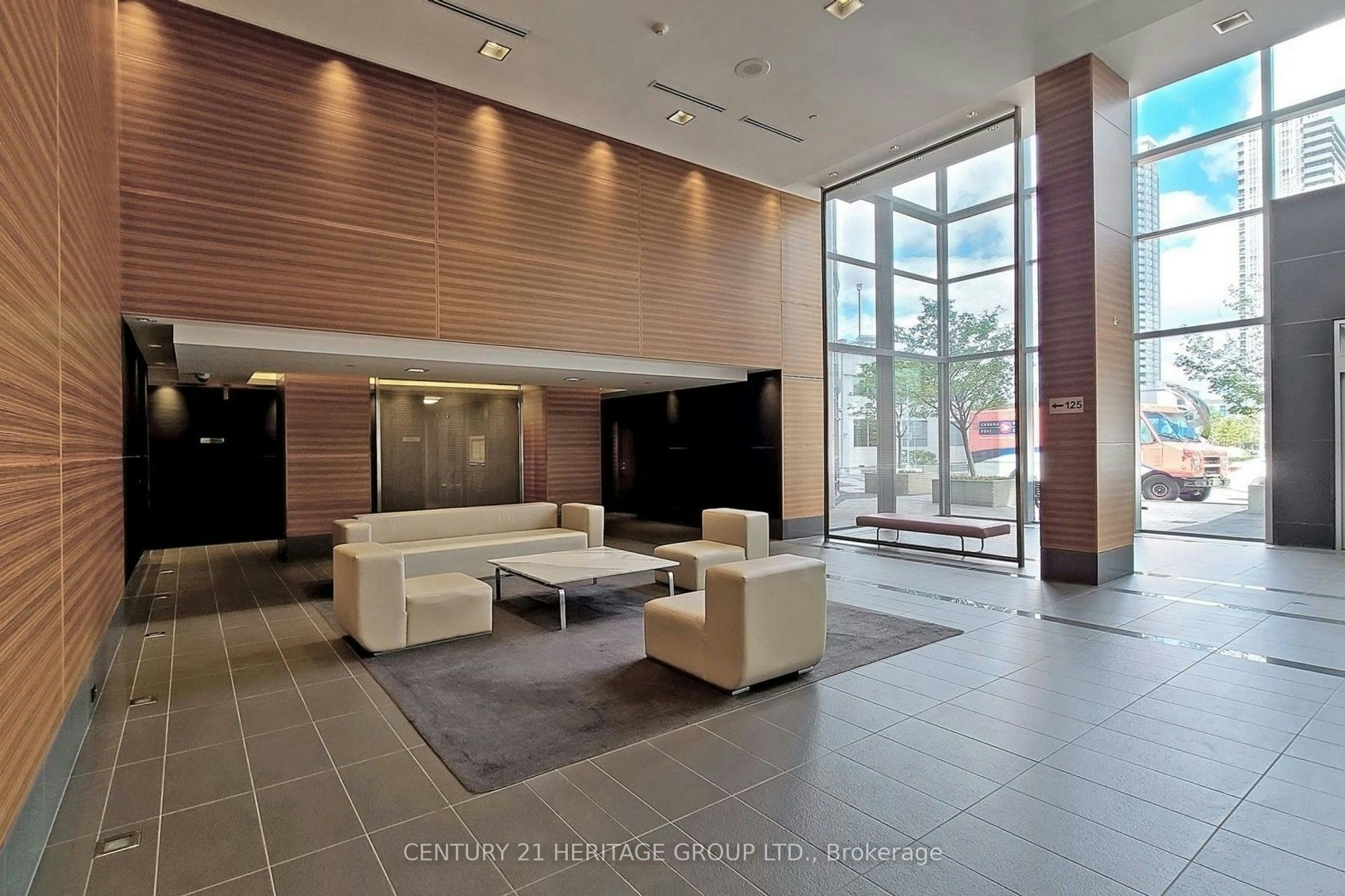 1216-135 Village Green Square, Toronto, ON, M1S 0G4 - 3
