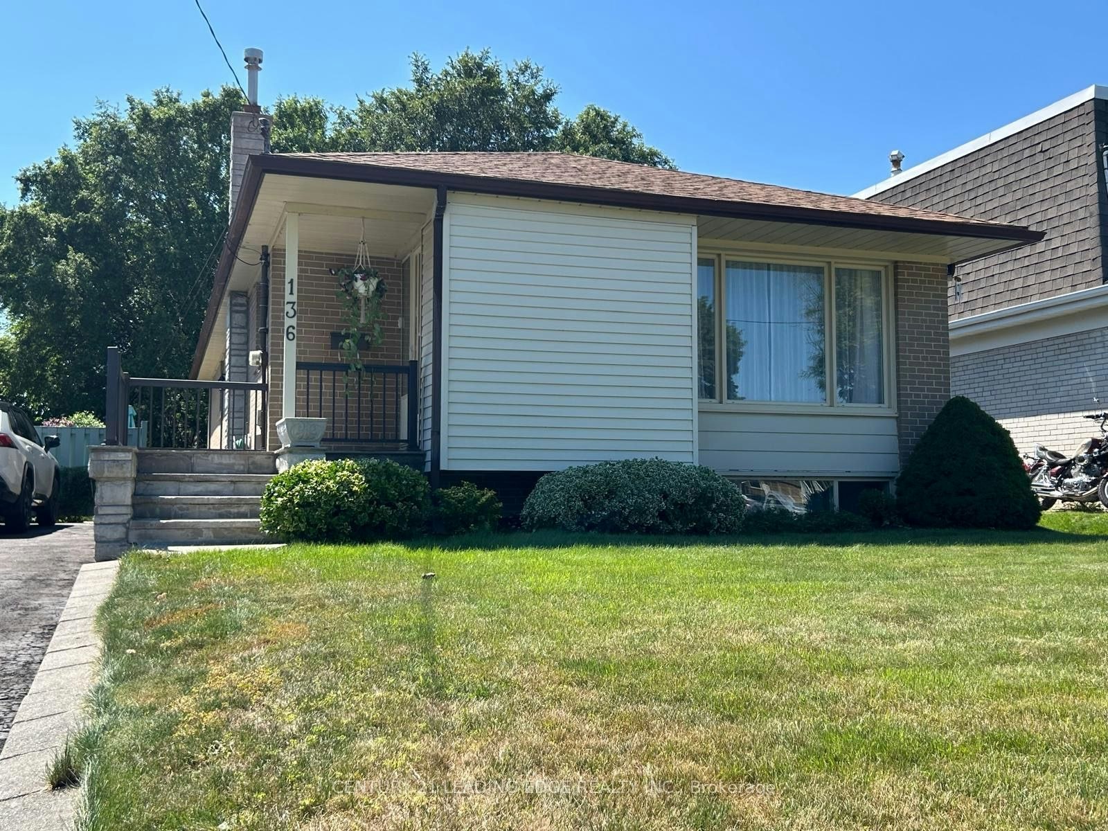 136 Morningside Avenue, Toronto, ON, M1E 3C5