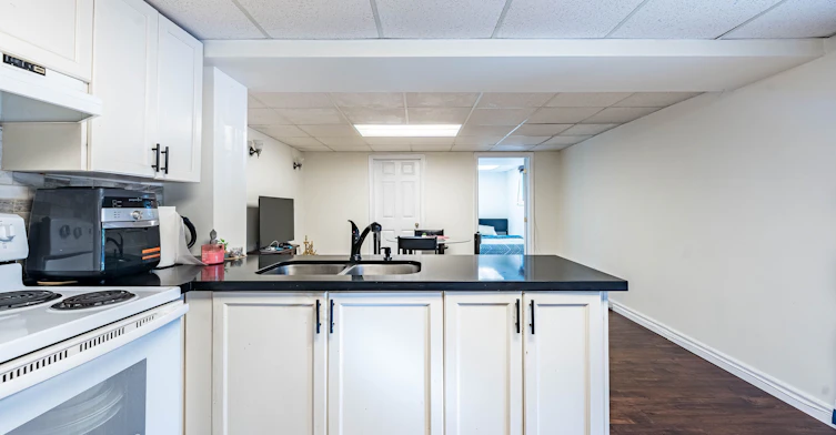 Bsmt-22 Mayflower Street, Whitby, ON, L1N 8A9 - 9