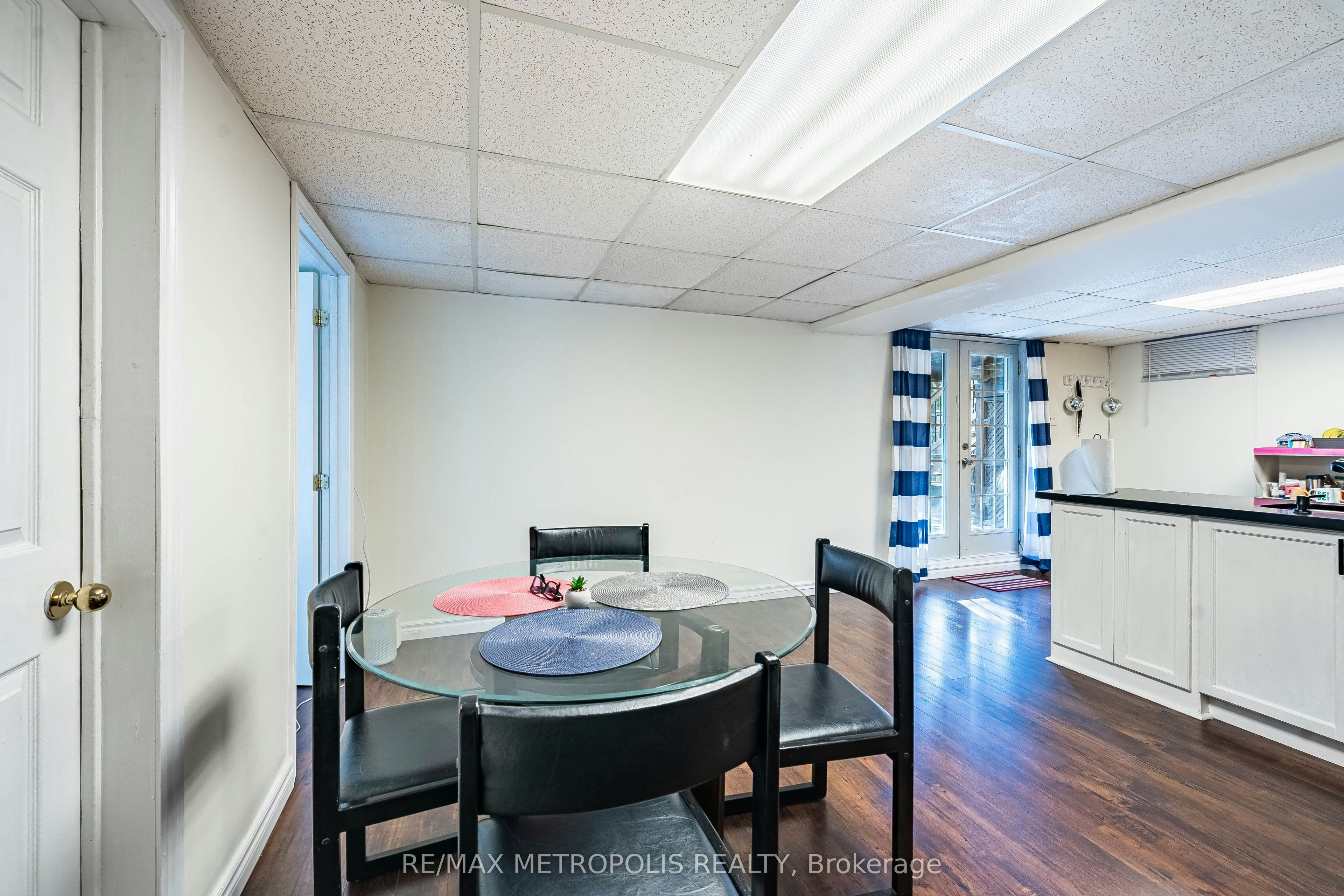 Bsmt-22 Mayflower Street, Whitby, ON, L1N 8A9 - 4