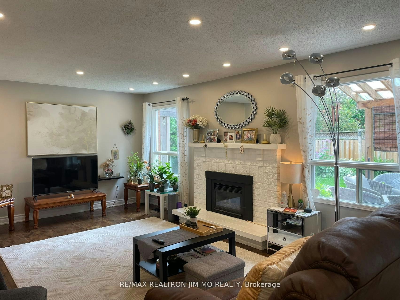 60 Silverbirch Place, Whitby, ON, L1R 1X6 - 9